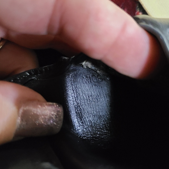 Louis Vuitton Wallet - Picture 16 of 16